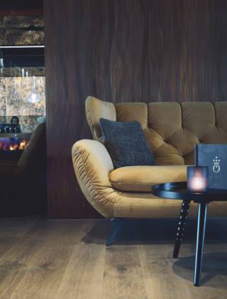 Lounge die HOCHKÖNIGIN Maria Alm Wellnesshotel 4 Sterne superior Hotel Hochkönig