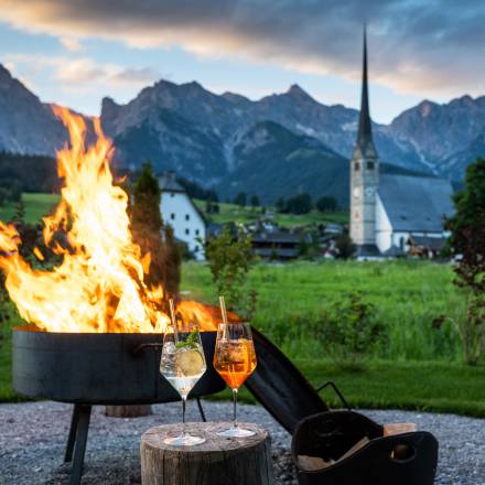 Feuerschale mit Bergpanorama Hochkönig