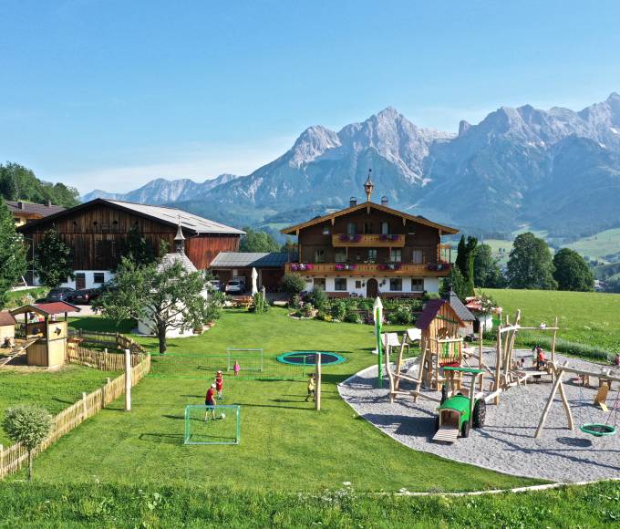Biohof Ebengut mit Kinderspielplatz