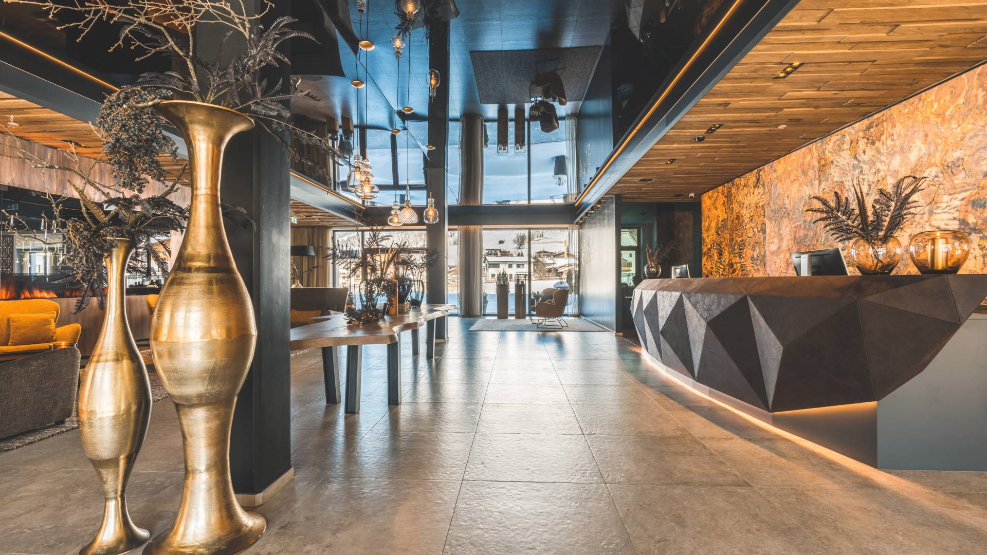 4 Sterne Hotel in Österreich - Eingangsbereich des Hotelresorts Hochköngin