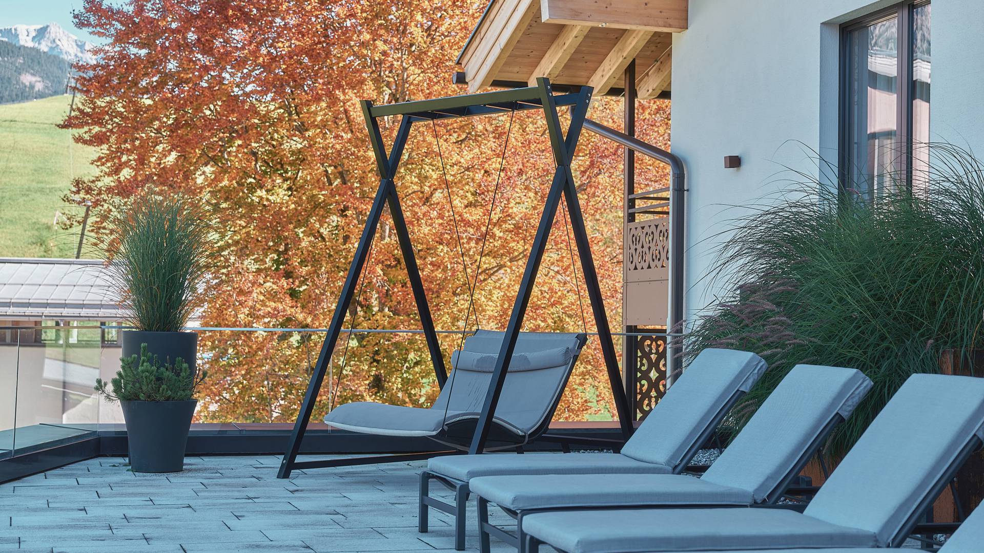 Herbst in der HOCHKÖNIGIN Terrasse Liegemöglichkeiten Natur